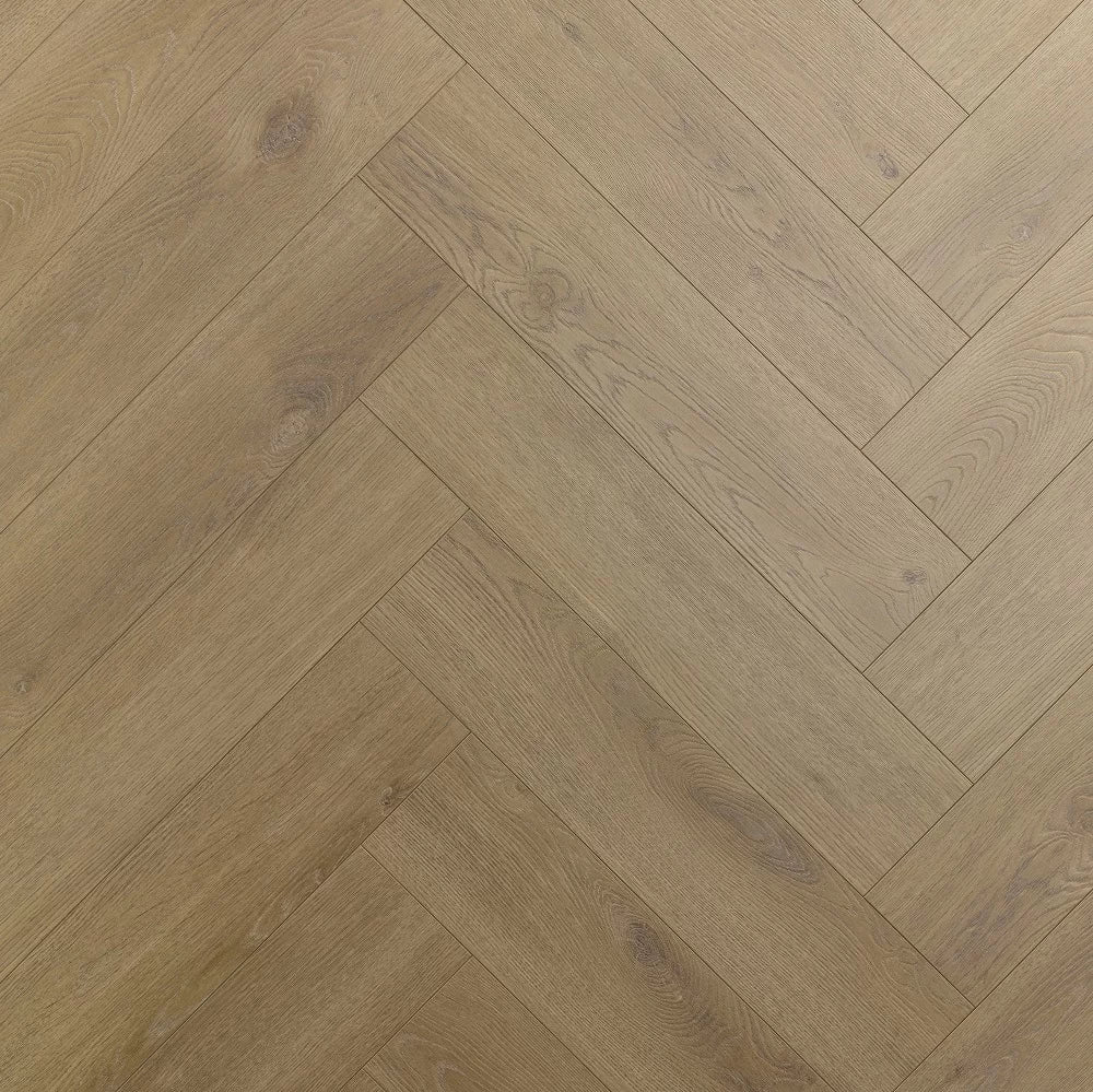 laminati muxa pranguli საფრანგეთი ნაძვის წყობა ლამინატი იატაკი ტექნიკური მახასიათებლები&nbsp;
წარმოების ადგილი: საფრანგეთი, AlsaFlooring
გამოყენების კლასი (Classification): 33 კლასი
ცვეთის კლასი: AC5
ჩამკეტი სისტემა (Lock): 5G
სისქე 12 მმ
ზომები (Dimensions):
1286 x 214 x 12 მმ&nbsp;



უპირატესობები (Advantages)
არ იკაწრება
იატაკქვეშა გათბობასთან თავსებადი
შესაფერისი მაღალი დატვირთვის ადგილებისთვის
ბავშვებისა და ცხოველებისთვის უსაფრთხო&nbsp;
მარტივი მოვლა
ნესტგამძლე
დამზადებულია ბუნებრივი და მდგრადი მასალე