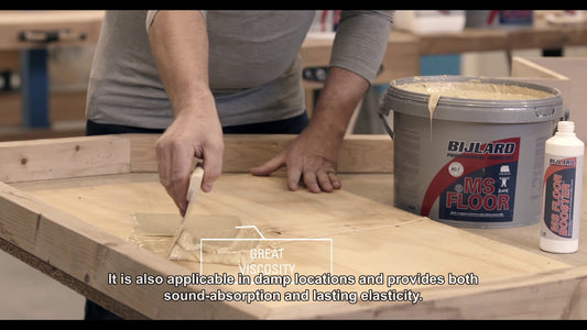 ჰოლანდიური კომპანია BIJLARD-ის წარმოების 1 კომპონენტიანი წებო MS

FLOOR არის MS პოლიმერზე (Modified Silane Polymer-სილიკონის + პოლიურეთანის თვისებები) დაფუძნებული იატაკის წებო იზოციანატების გარეშე.

ელასტიური და ძლიერი წებოვანი ძალა ტენიანობაზე რეაგირებით მყარდება, შესაბამისად ძალიან კარგია იატაკის მაღალი თბოგადაცემის მოთხოვნისას და იდეალურად მუშაობს დიდ გაფართოვებებზე.

ის არის მაღალი ადგეზიის (მიკვრის უნარის) წებო, რომლის გამოყენება შესაძლებელია ხის პარკეტის, 2 და 3 შრიანი საინჟინრო პარკეტის დასაწებებლად.